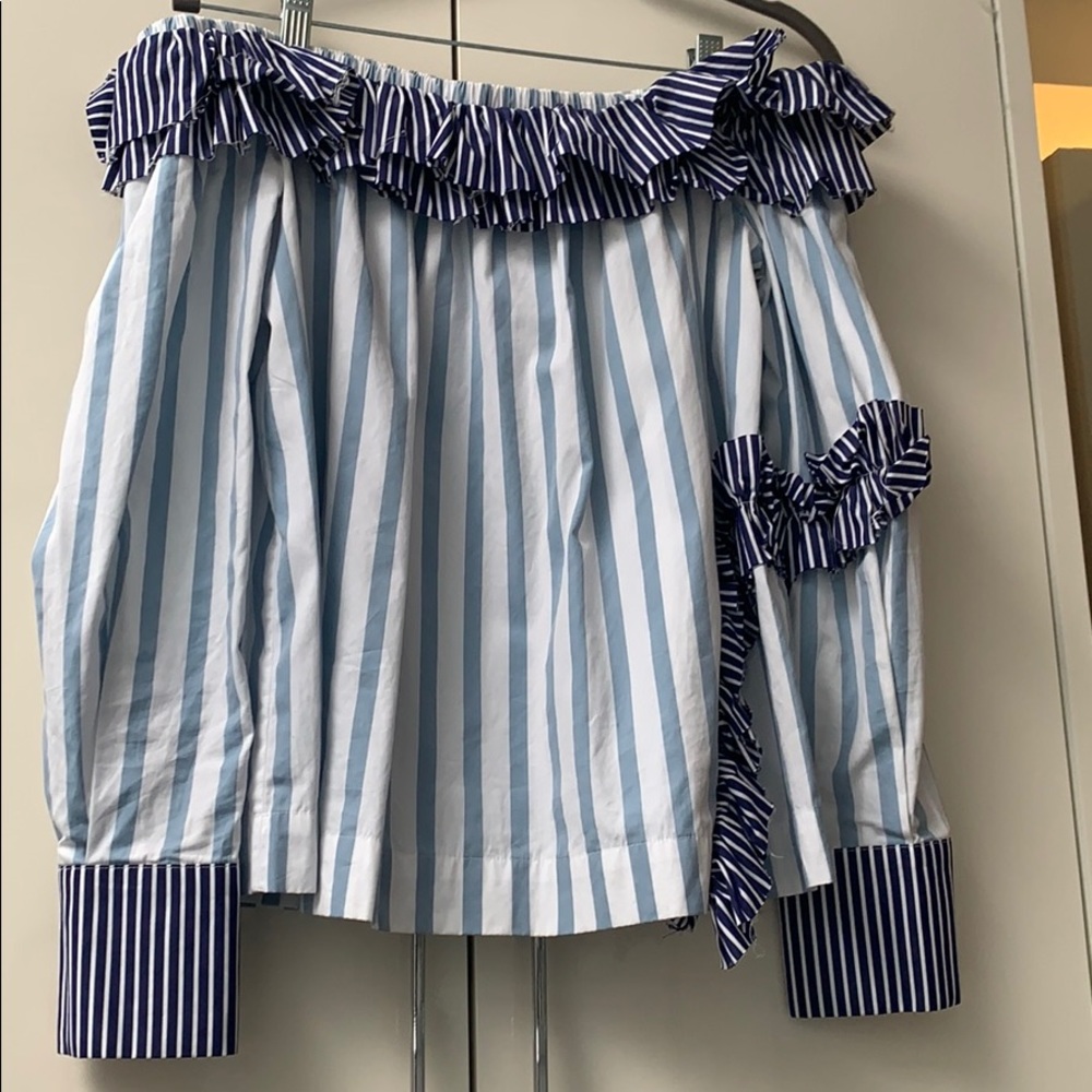 Off the Shoulder MSGM Stunner!